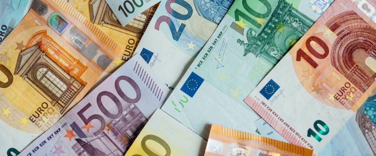 Euro kurs - aktualna cena i wykres EURPLN