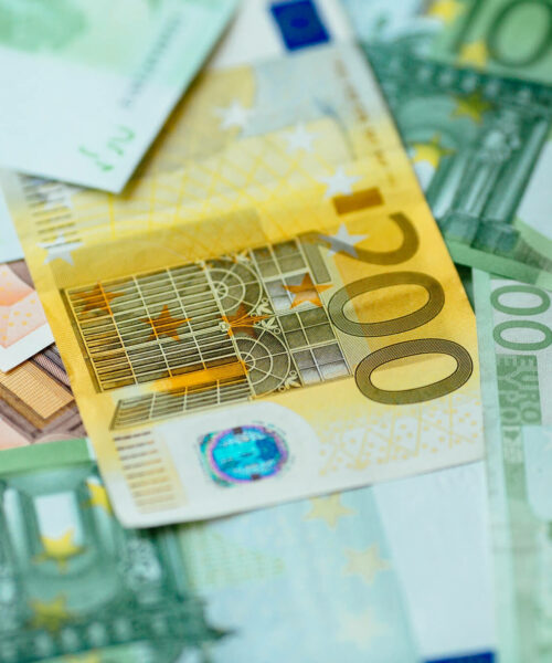 Kurs euro do złotówki (EUR/PLN) dzisiaj (24.03.2026). Ile kosztuje euro i jaki jest trend?