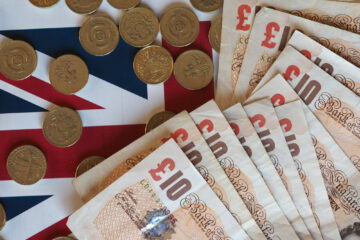 Kurs funta do złotówki (GBP/PLN) dzisiaj [11.02.2026]? Co się dzieje z funtem? Analiza trendu i znaczenie dla Polaków